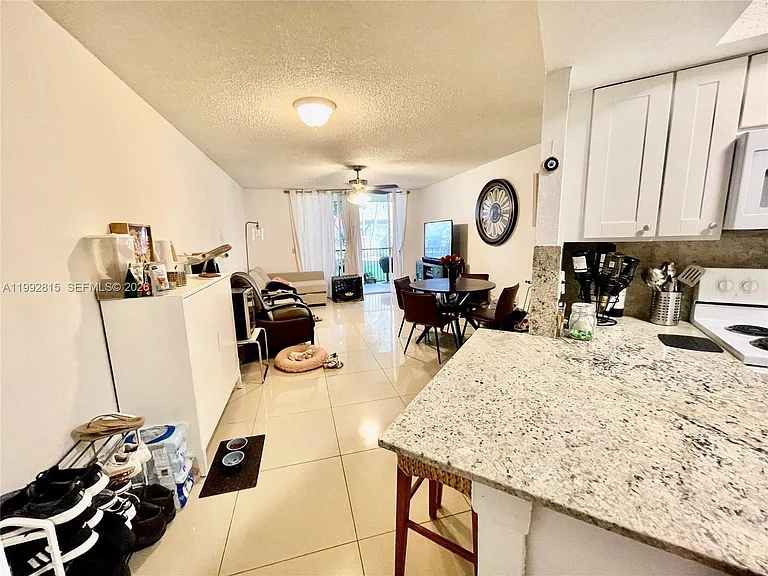 8255 Lake Dr #102 — Photo 5