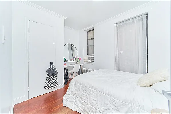 Rented by Living New York | media 11