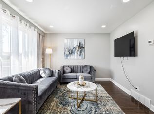 4851 S Luna Ave, Chicago, IL 60638