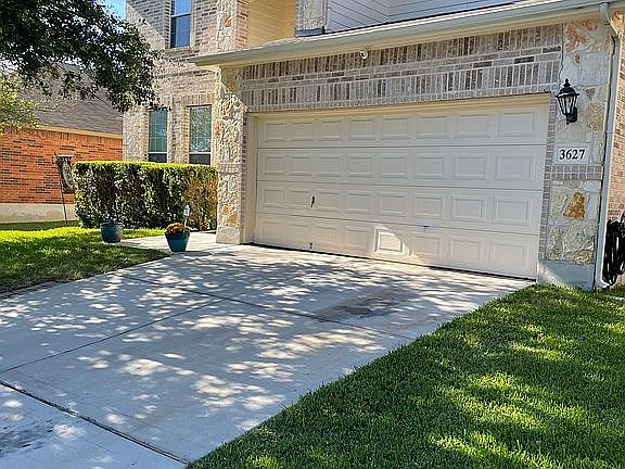 3rd image of 3627 Pinyon Pne