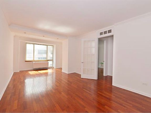 2nd image of 201 E 80th St APT 5E