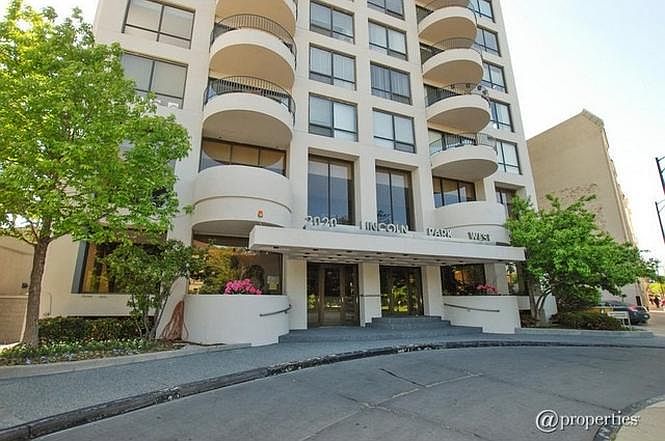 1st image of 2020 N Lincoln Park W APT 3B