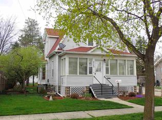 2143 3rd St, Bay City, MI 48708