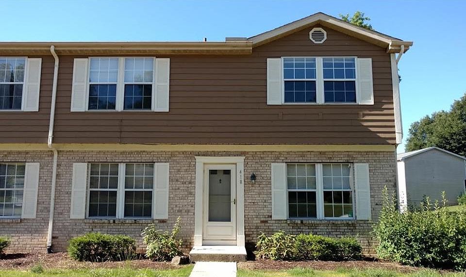 1st image of 410 White Ash Ct
