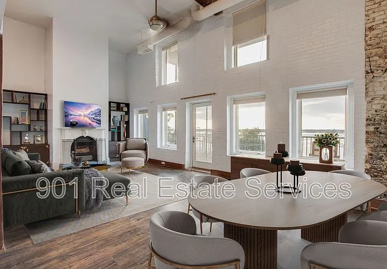 107 S Front St #37 — Photo 4