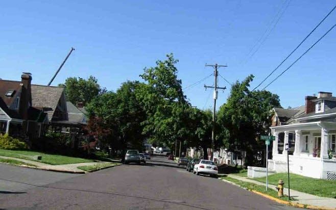 2nd image of 26 College St