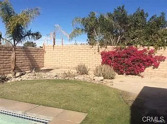 5 bed, 2300 sqft, $3,390 — Photo 4