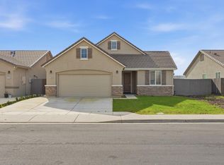 2086 Grapevine Dr, Livingston, CA 95334