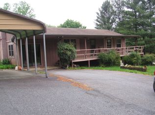 2275 Rabbit Creek Rd, Franklin, NC 28734