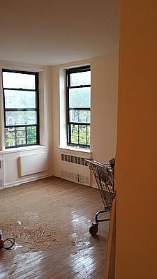 3rd image of 460 E 21st St APT 3F
