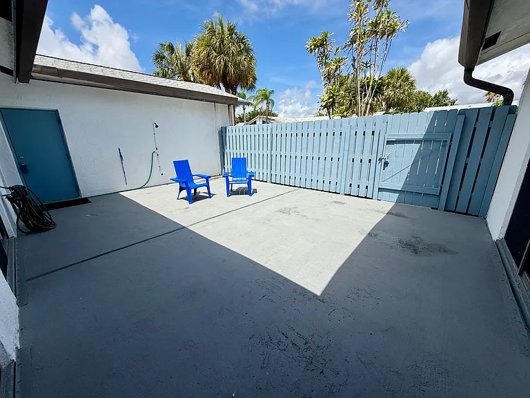 1204 Timberlane Cir #12-D — Photo 15