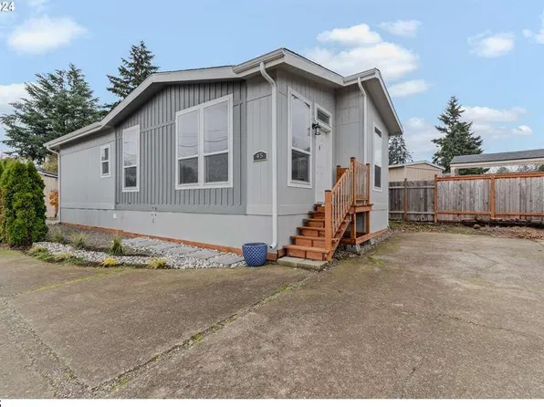 9811 SW Herman Rd Space 45, Tualatin, OR 97062