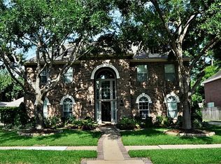 59 Grassy Knls, Sugar Land, TX 77479