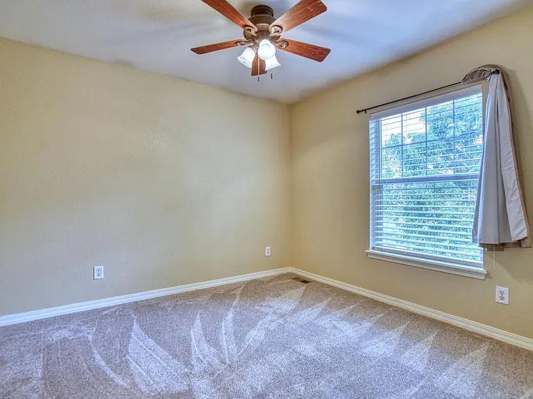2370 Windmill Dr — Photo 22