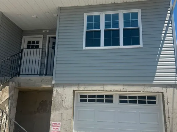 (undisclosed Address), Far Rockaway, NY 11691