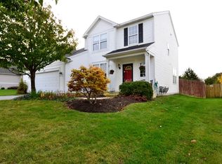 692 Thompson Ave, North Aurora, IL 60542