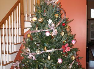 41 Zaitz Farm Rd, West Windsor, NJ 08550