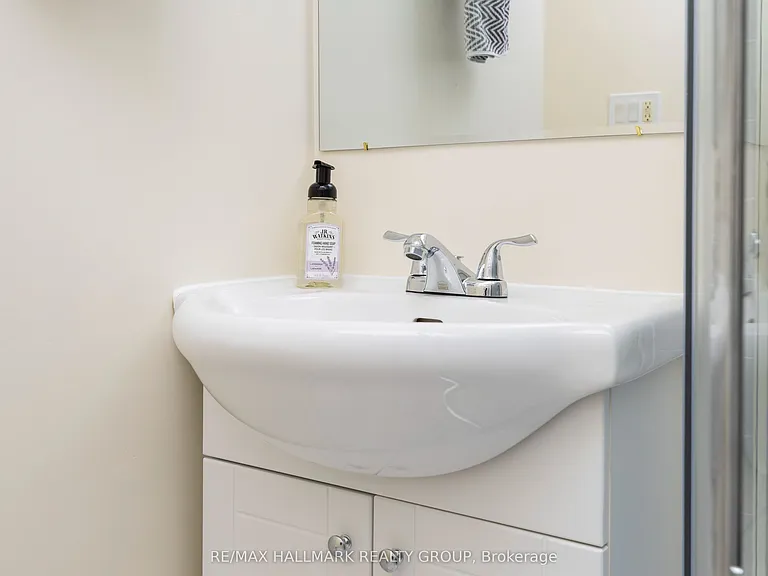 456 Bronson Ave #5 — Photo 24