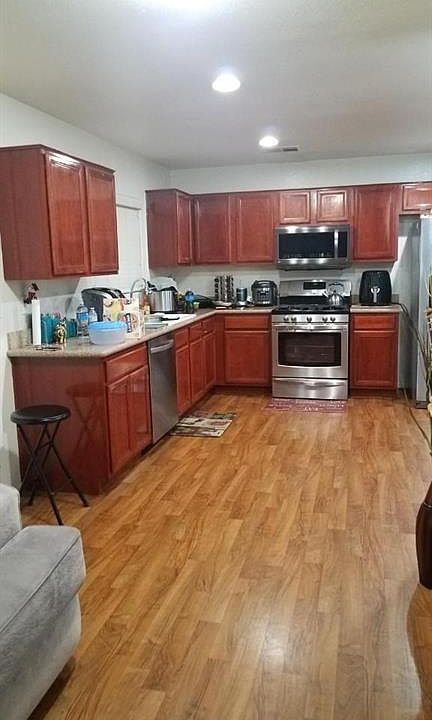 2nd image of 5228 Emelita St