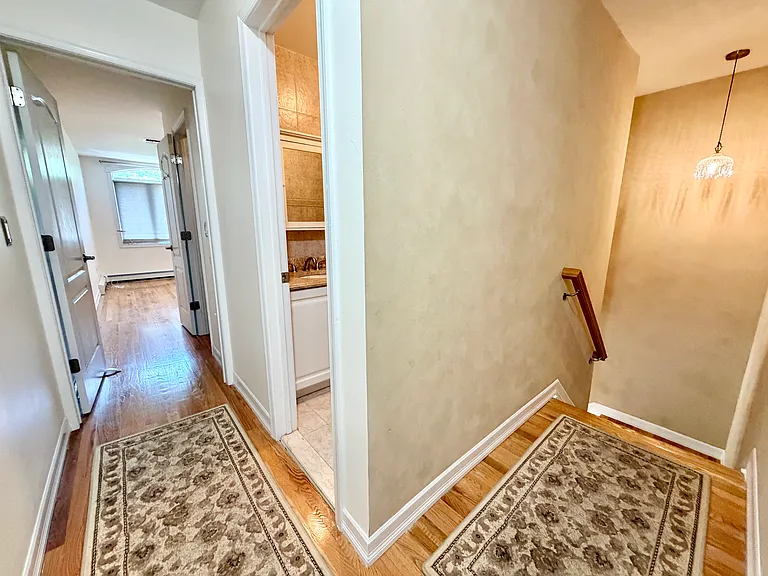204 Sneden Ave #2 — Photo 18