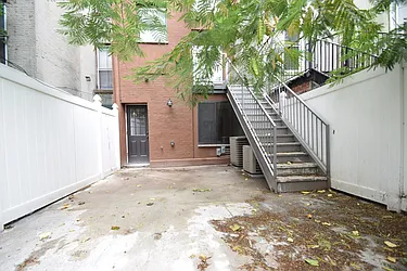 Rented by Urban Realty NYC