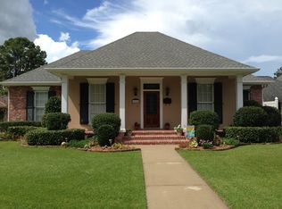 140 Magnolia Blvd, Harahan, LA 70123