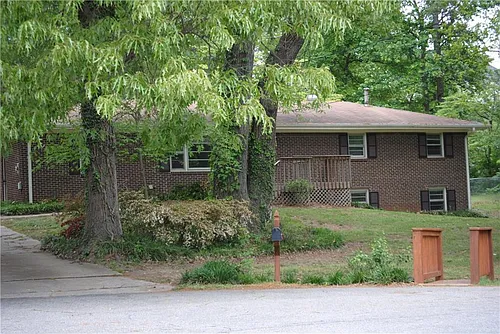 1432 Spring Valley Ln Photo 1