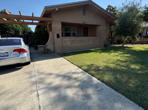 1100 Ventura St, Kingsburg, CA 93631