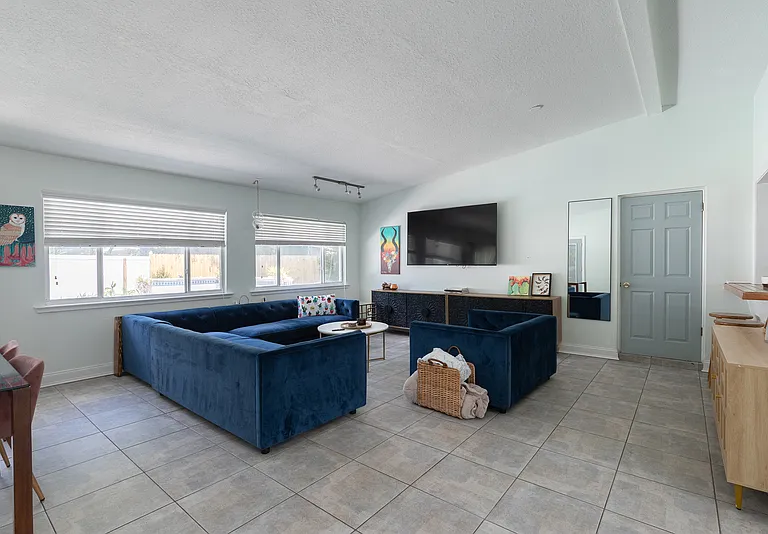 1116 Berwyn Rd — Photo 15