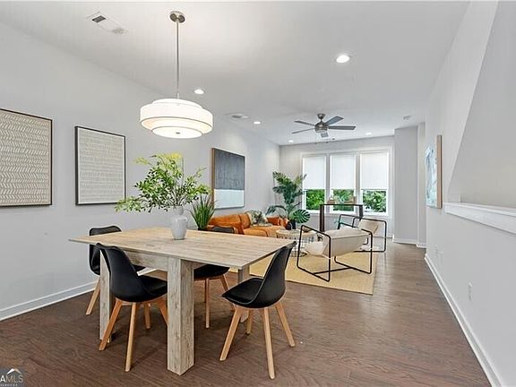 5th image of 415 Gartrell St SE #15