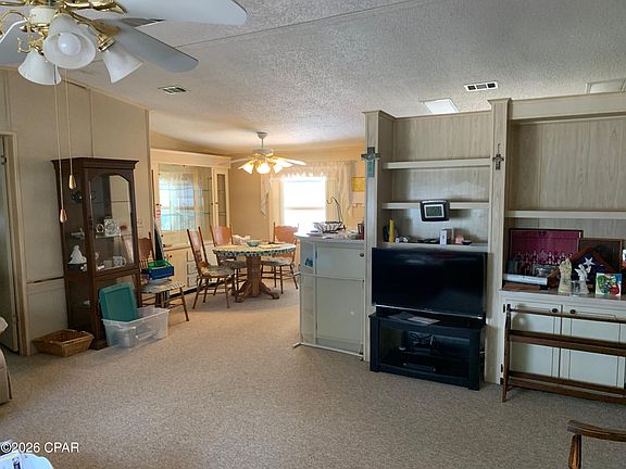 4th image of 1670 Acre Cir