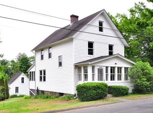 18 Maple St, Tariffville, CT 06081