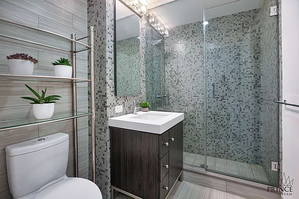 Rented by Compass | media 18