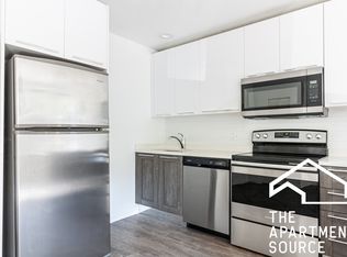 942 W Winona St #202, Chicago, IL 60640