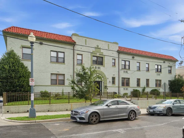 315 Evarts St NE APT 102, Washington, DC 20002