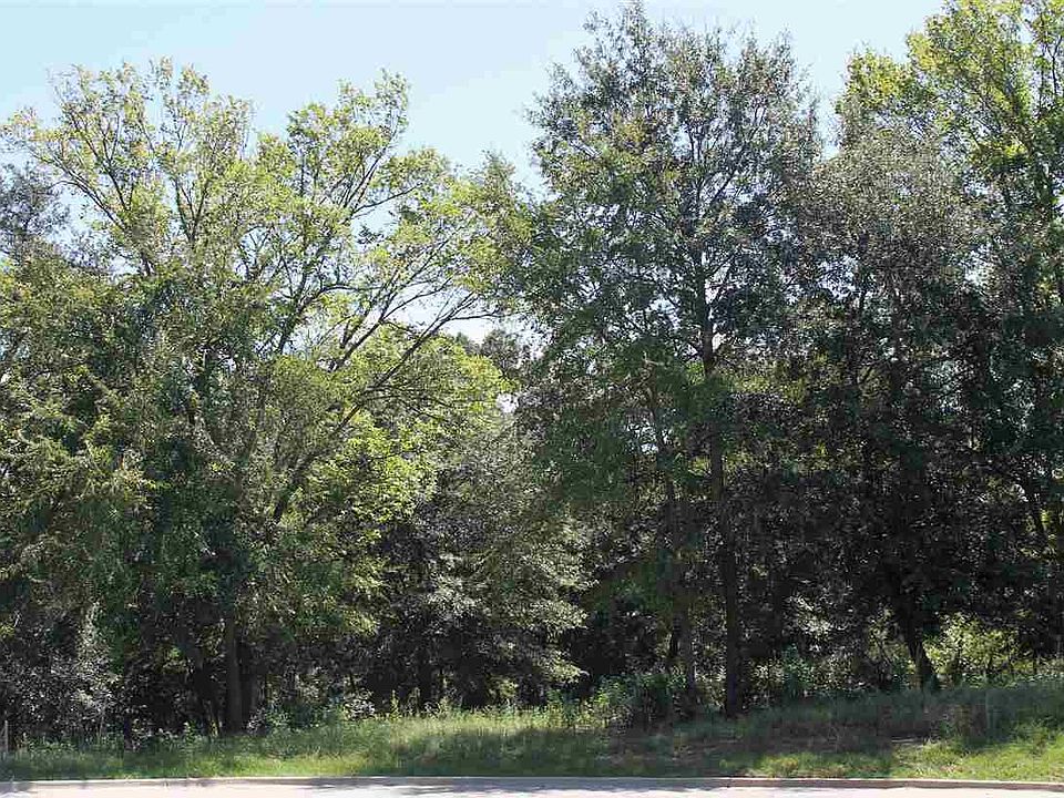 2nd image of 2114 Katie Lee Ln