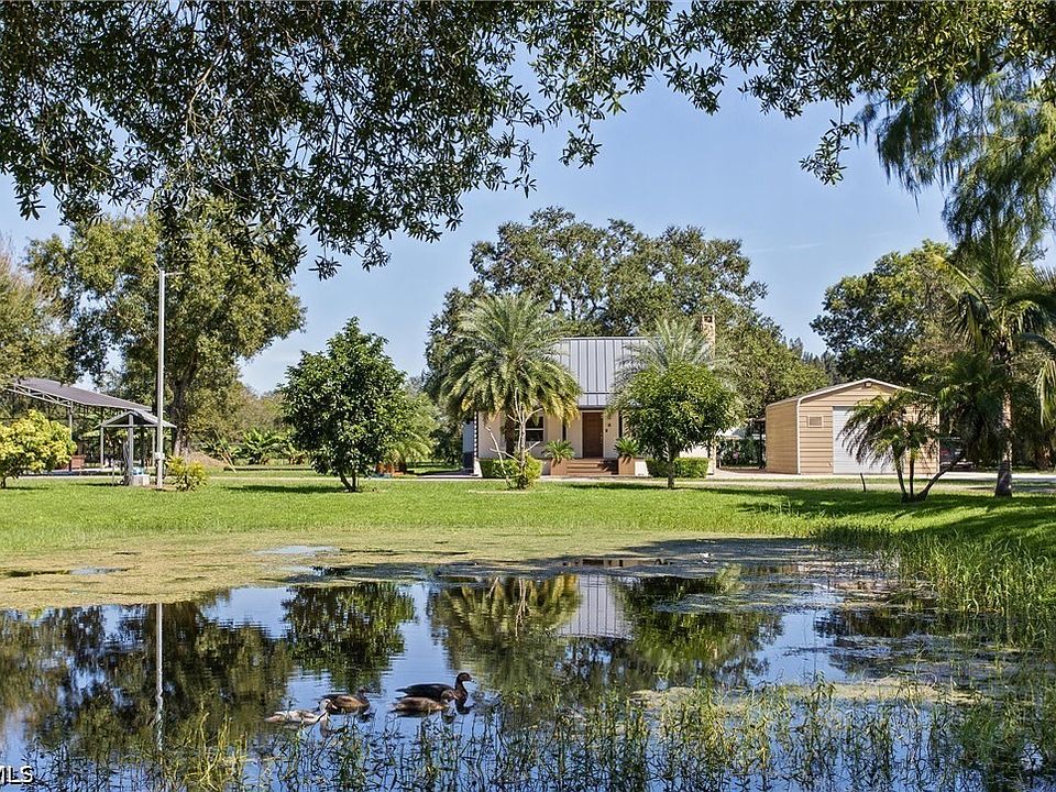 1st image of 1308 Cabbage Way