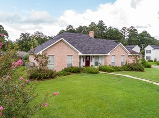100 Hidden Lakes Dr, West Monroe, LA 71291