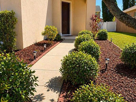 3rd image of 8623 Deep Maple Dr
