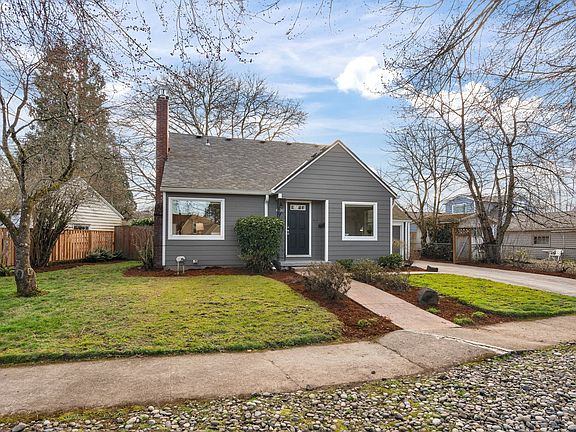 2nd image of 4730 N Amherst St