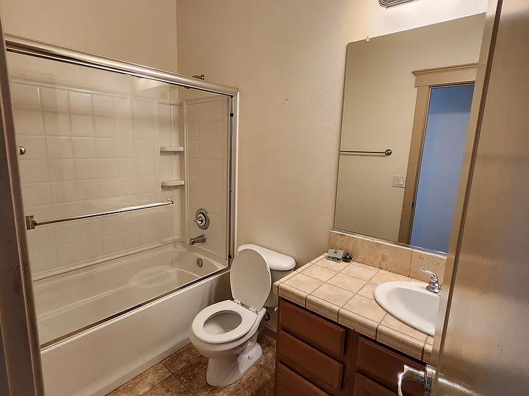 2745 Scottsdale Rd — Photo 8