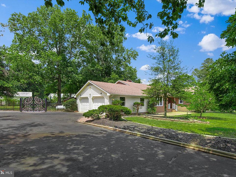 1st image of 505 Lakewood Dr