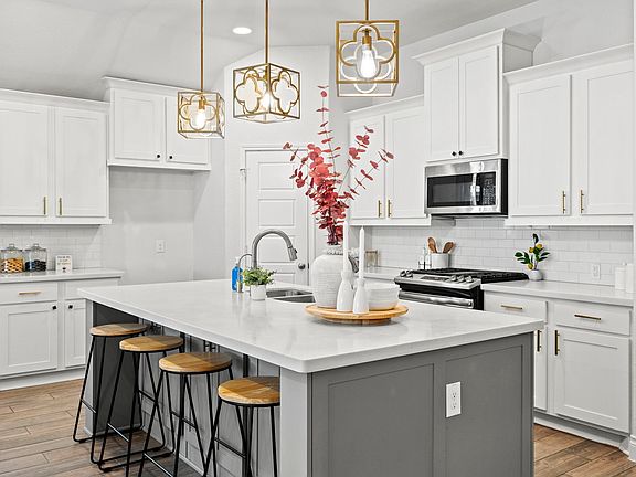 2nd image of 217 Magdalene Way