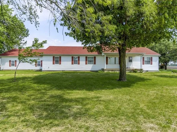 1650 Schellabarger Rd, Decatur, IL 62526