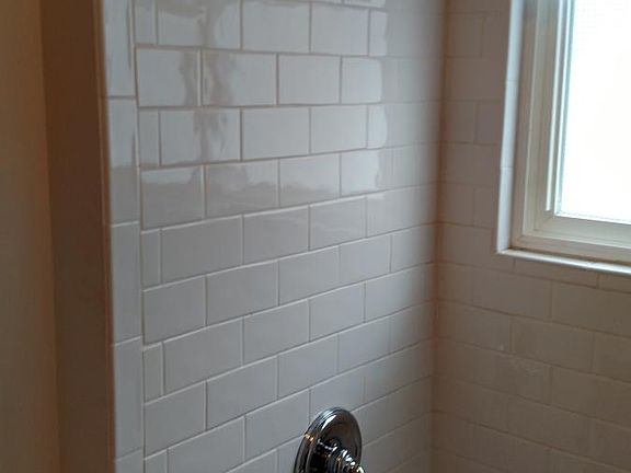 Subway bath tile