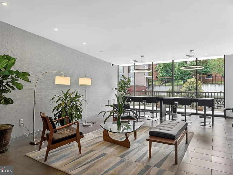 5300 Columbia Pike #701 — Photo 7