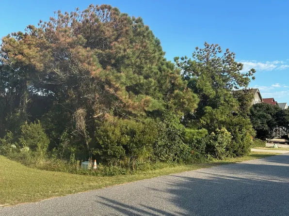 3511 S Memorial Avenue, Nags Head, NC 27959