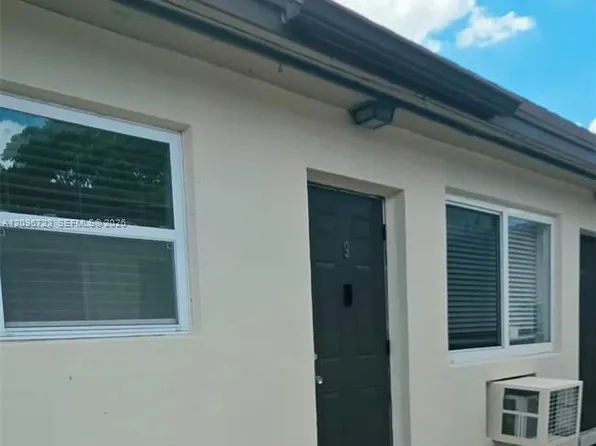 4710 NW 6th St APT 9, Miami, FL 33126