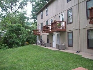 2512 Elmwood parkway