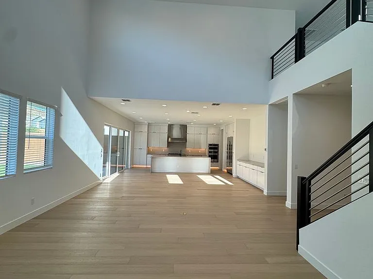 7326 W Running Deer Trl — Photo 33
